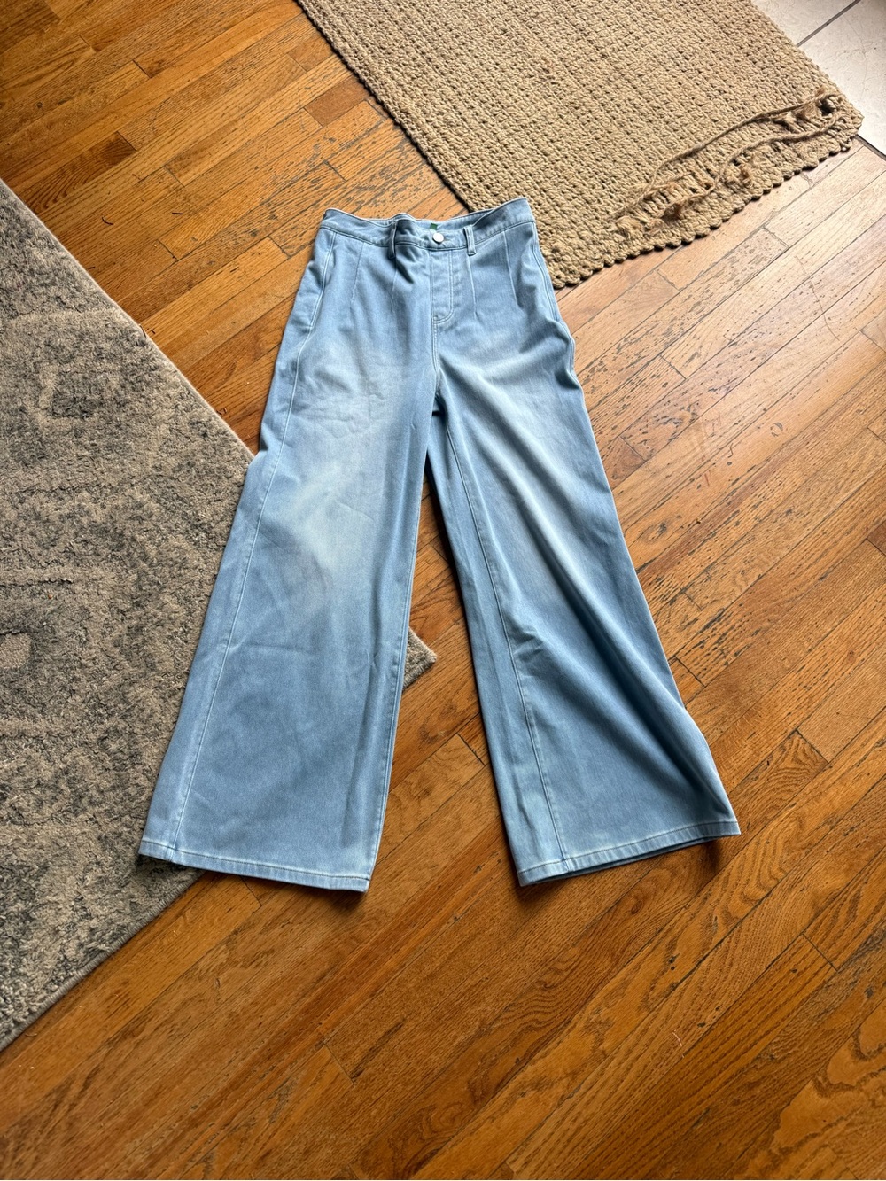 Halara Flex™ High Waisted Tummy Control Wide Leg Casual Jeans sz: Medium